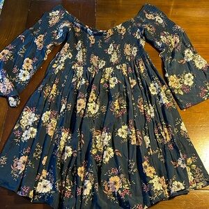 Torrid Floral Long Flutter Sleeve Dress Ruched Bodice